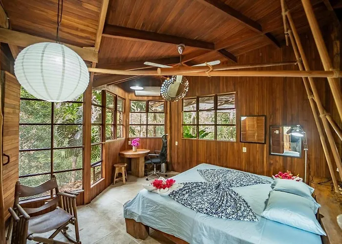 Apartamento Tarantela, Treehouse
